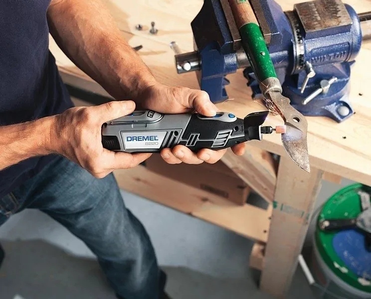 DREMEL LM1 Moduł oświetleniowy latarka LED do 3000, 4000, 4250, 8220, 8240 (6)
